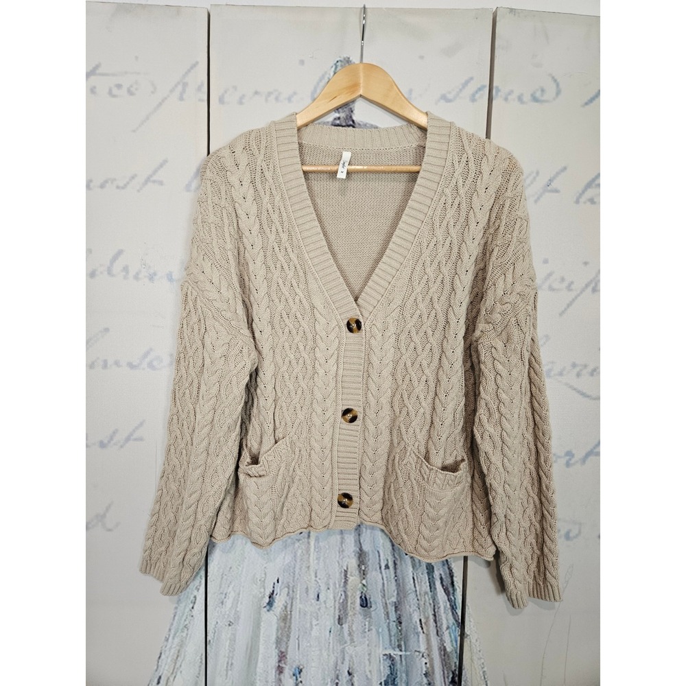 Simplee Cardigan Sweater Medium Beige Cable Knit V-Neck Button Front Pockets